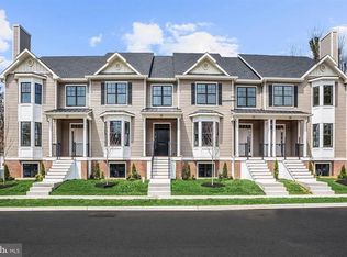 129 E 3rd St #1904, Moorestown, NJ 08057