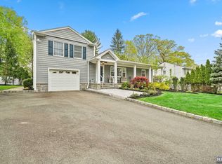 23 Ruth Pl, Park Ridge, NJ 07656