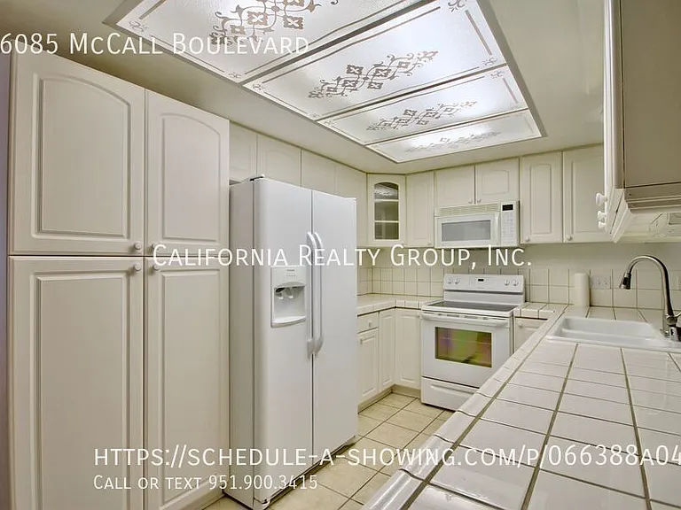 26085 McCall Blvd — Photo 10