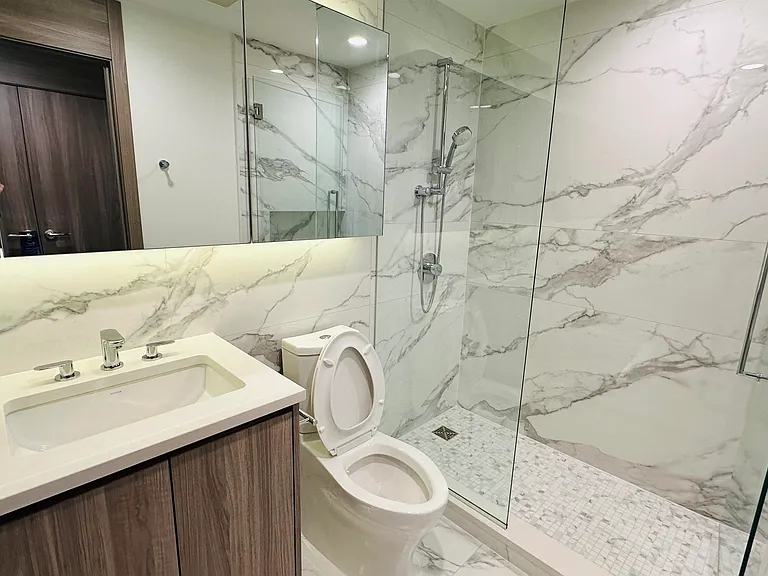 4890 Lougheed Hwy #28XX — Photo 8