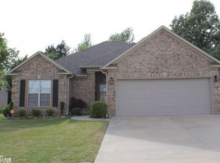 415 Silverstone Dr, Jonesboro, AR 72404
