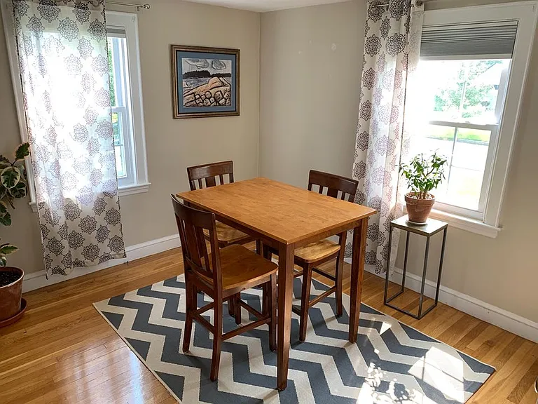 32 Loraine St — Photo 6