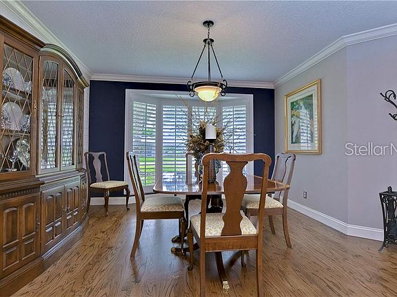 4th image of 7923 Flowerfield Dr