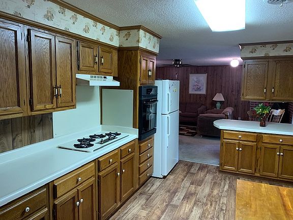 3rd image of 3581 Ouachita Ave