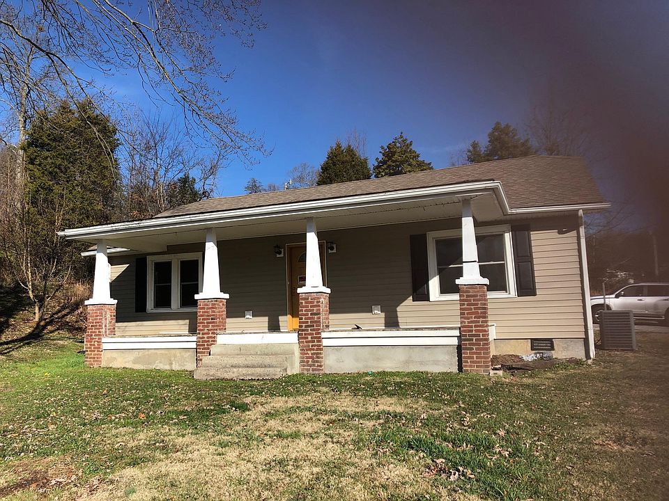 1st image of 3006 Cherokee Dr