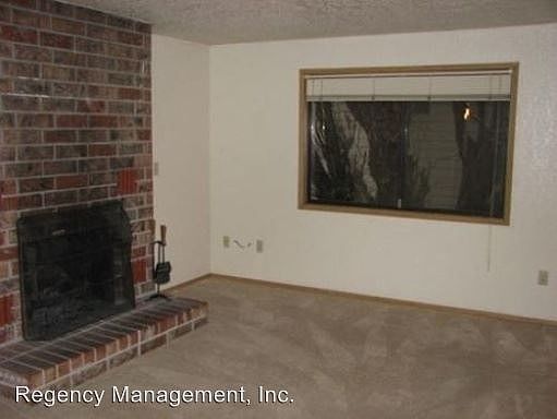 2nd image of 3002 19th Ave APT 02