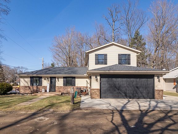 4th image of 20070 Parkway Ave