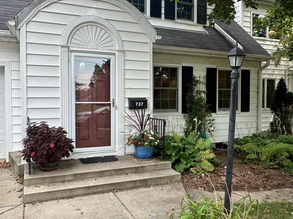 737 Gilmore St, Madison, WI 53711