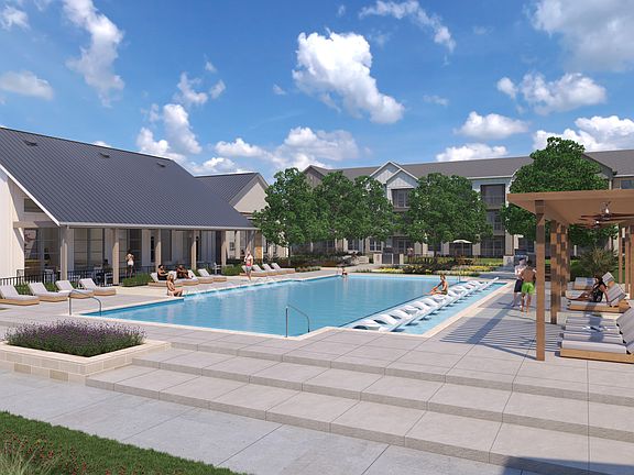 Resort-Style Pool
