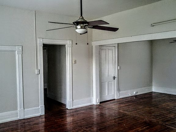 5th image of 610 4th Ave S