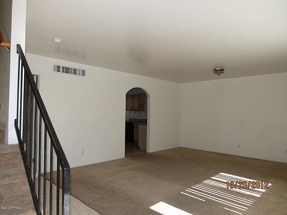 3rd image of 3050 N Winstel Blvd