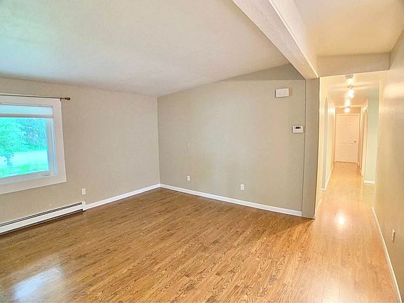 4th image of 267 W 7th Ave