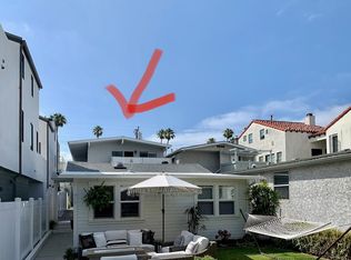 416 Fernleaf Ave #1/2, Corona Del Mar, CA 92625