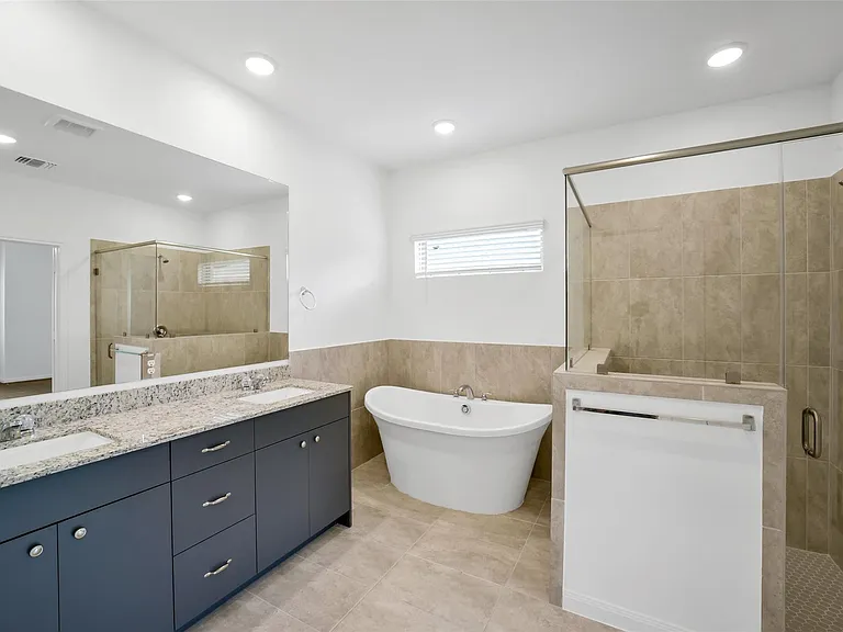 13315 Campos Dr — Photo 16