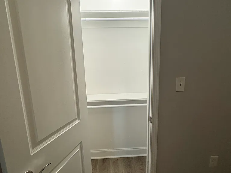 3314 Broadway St — Photo 12