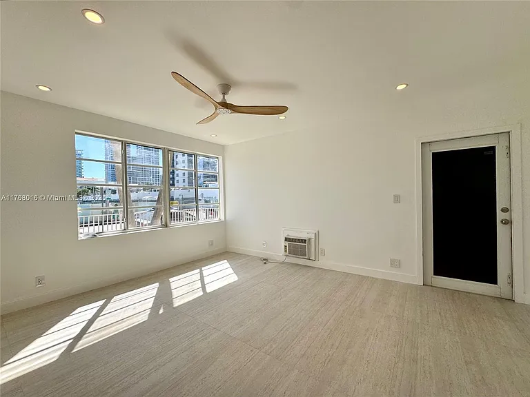 6944 Byron Ave #1 — Photo 12