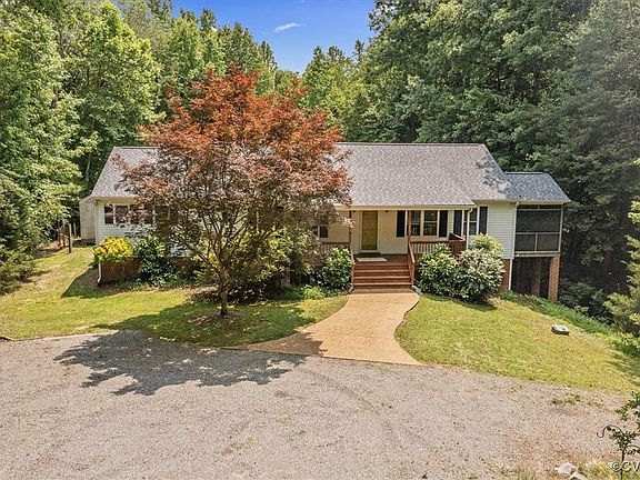 4th image of 5995 Hopewell Rd