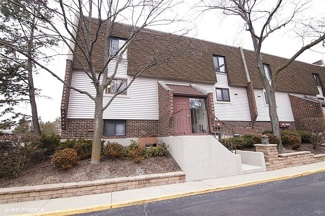 1st image of 423 Elm St APT 5A