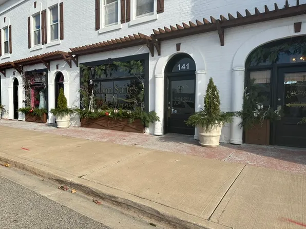 141 S Grand Ave #6, Fowlerville, MI 48836