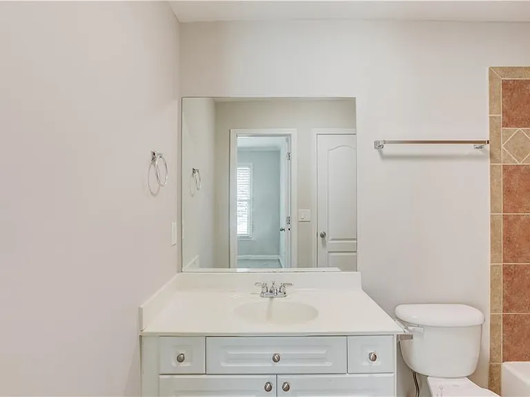 11007 Lorin Way — Photo 27