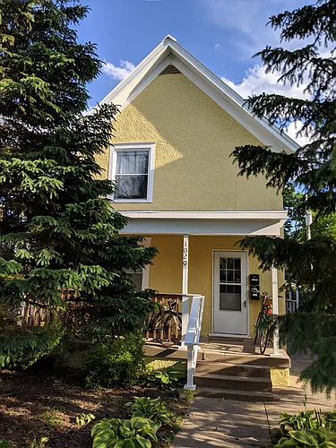 1020 19th Ave NE Photo 1