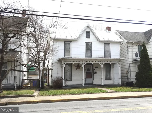 332 E Orange St, Shippensburg, PA 17257
