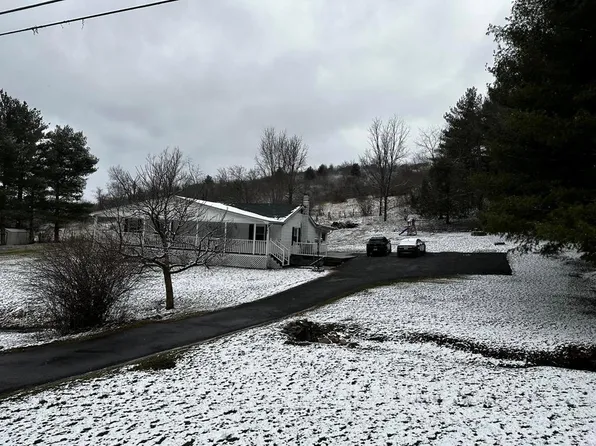 763 Steeles Ln, Tazewell, VA 24651