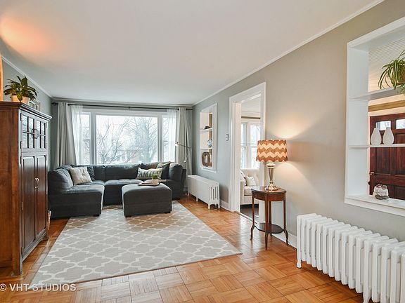 4th image of 1256 N Chestnut Ave