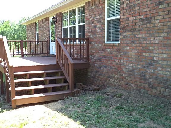 3rd image of 305 Cedarwood Dr