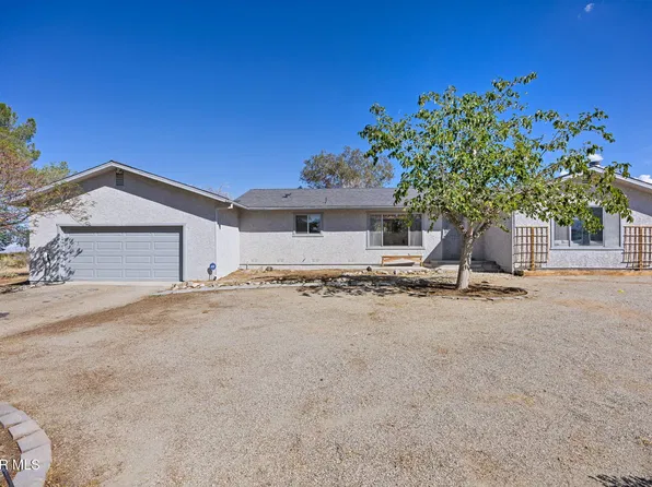 33036 165th St E, Llano, CA 93544
