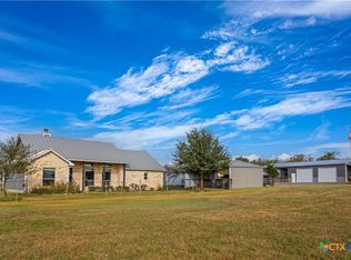 3585 Pittman Rd, Saint Hedwig, TX 78152