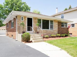 1302 S Cumberland Ave, Park Ridge, IL 60068