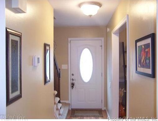 2nd image of 108 Nina Cir