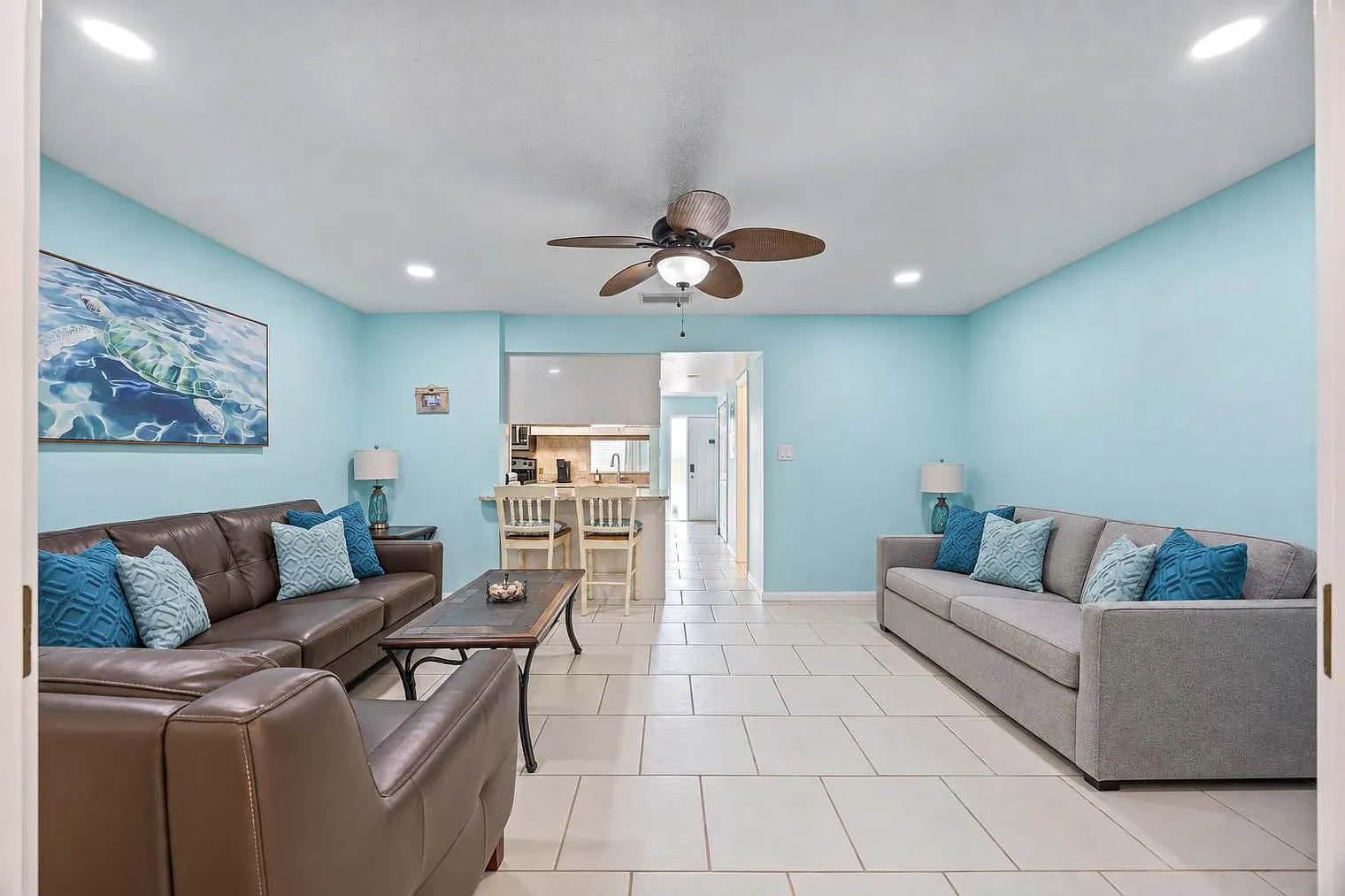 2 bed, 2.0 bath, 1119 sqft, $3,676 — Photo 3
