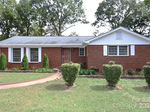 3220 Wiseman Dr, Charlotte, NC 28227