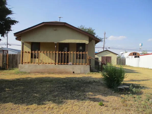 285 Overland Trl, Fritch, TX 79036