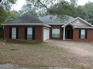 15 East Dr, Mobile, AL 36608