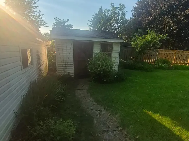 755 Maple Ave — Photo 21