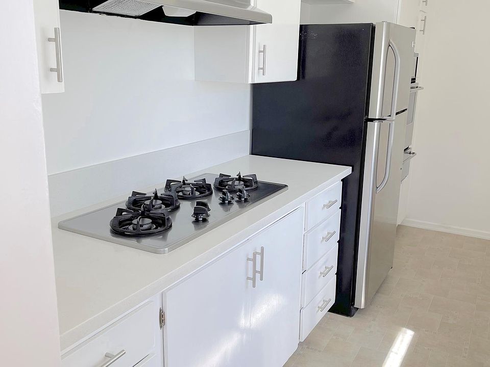 *IMAGES: Model Unit -Vacant units might differ slightly, inquire within for images/video from our manager*