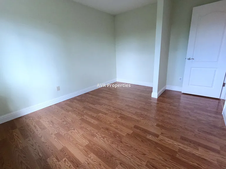 1337 Morning Glory Cir — Photo 15