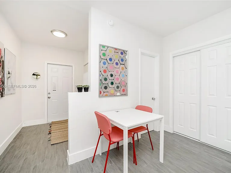 770 NE 123rd St #19 — Photo 5