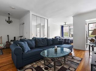 242 E 38th St APT 4E, New York, NY