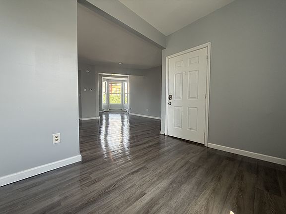 4th image of 300 Morton Ave Floor 2