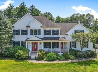 14 Willow Pl, Norfolk, MA 02056