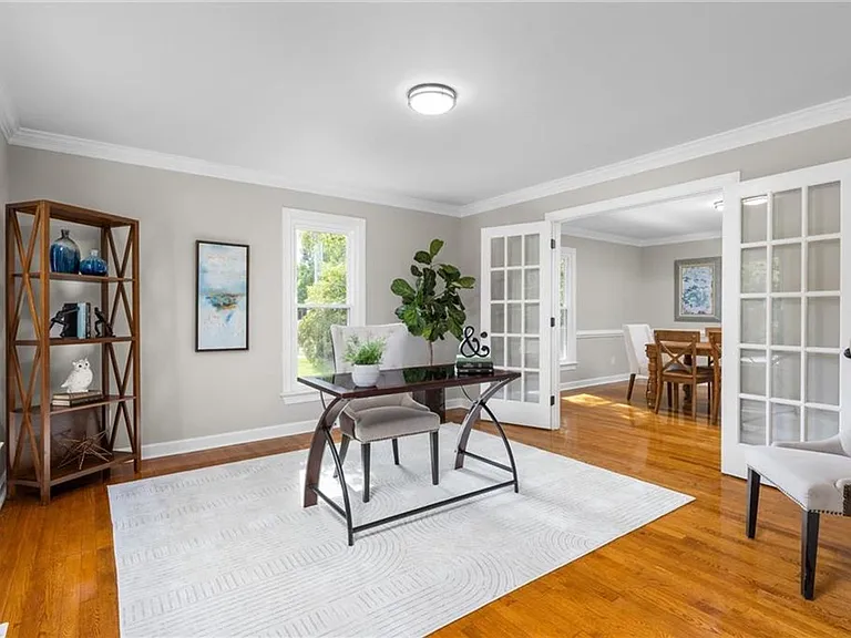 1605 Dey Cove Dr — Photo 11