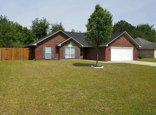 2372 Rowe St, Hinesville, GA 31313