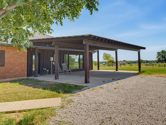 3rd image of 601 County Road 3525