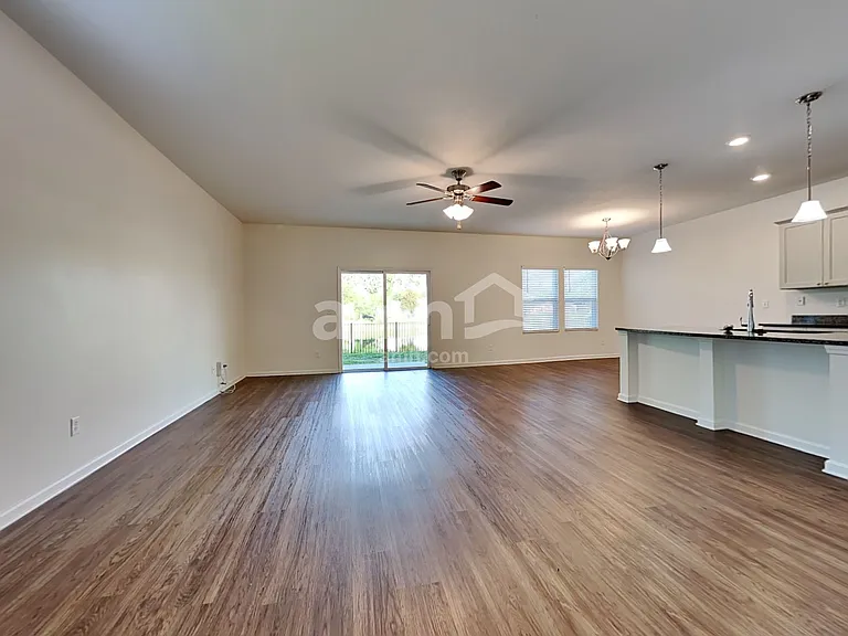155 E Jayce Way — Photo 8