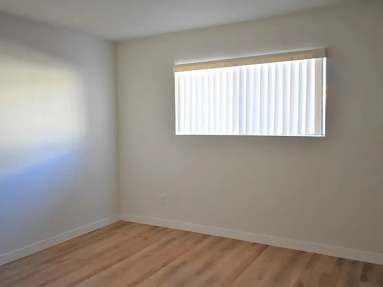 5412 Lindley Ave #103 — Photo 11
