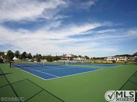 5th image of 344 Turnberry Way